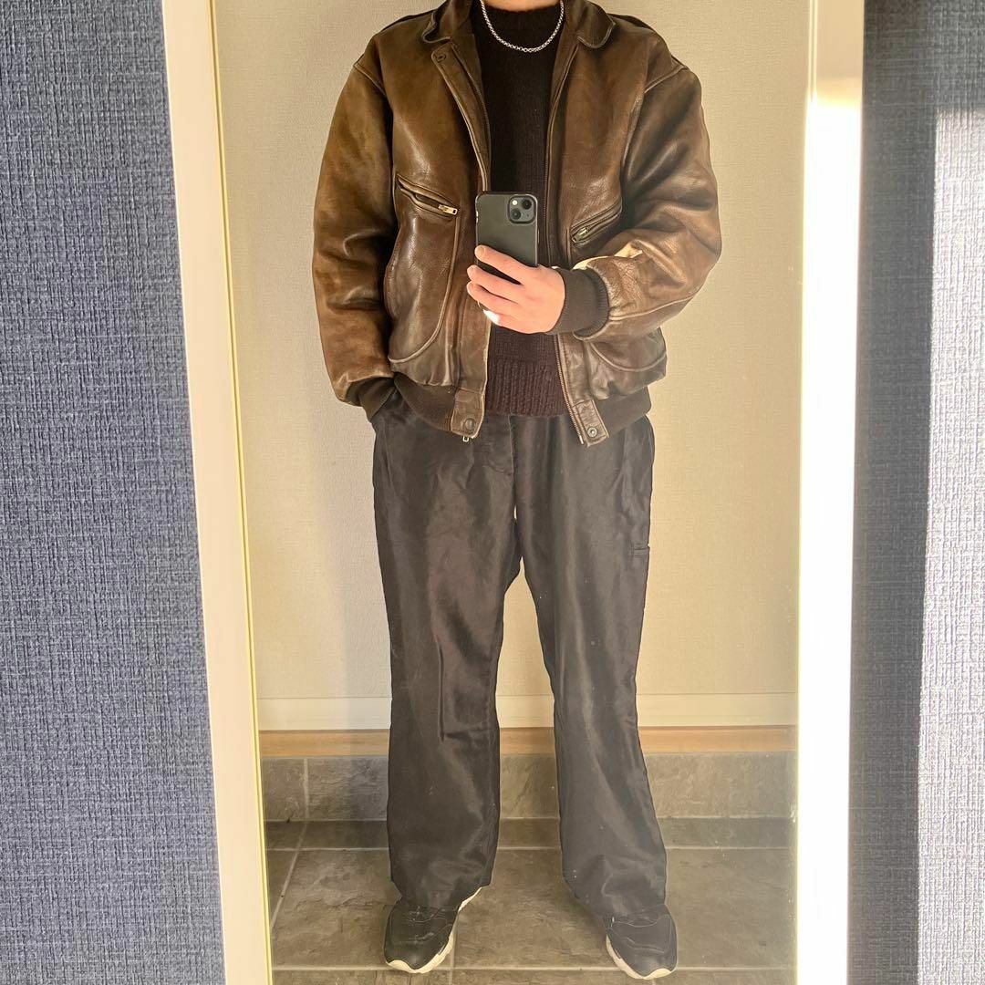VINTAGE - CREEKS Lサイズ A-2風 レザー 牛革 短丈 ボンバー VINTAGE - CREEKS Lサイズ A-2風 レザー 牛革 短丈 ボンバー