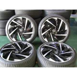 Volkswagen - 【最終値下げ価格】フォルクスワーゲン ゴルフ8 R Volkswagen - 【最終値下げ価格】フォルクスワーゲン ゴルフ8 R