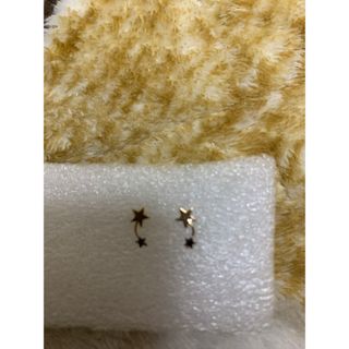 STAR JEWELRY - k18金流れ星ピアス