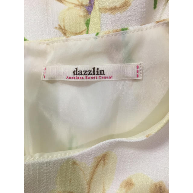 dazzlin(ダズリン)のdazzlin マーガレット柄ワンピース レディースのワンピース(ミニワンピース)の商品写真