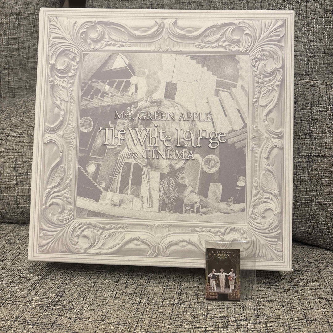 Mrs. GREEN APPLE ホワイトラウンジ 初回限定盤BOX グッズの通販 Mrs. GREEN APPLE ホワイトラウンジ 初回限定盤BOX グッズの通販