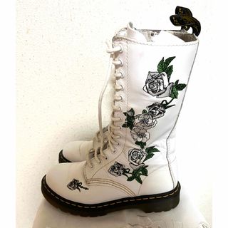 Dr.Martens(ブーツ)のフリマアイテム一覧 Dr.Martens(ブーツ)のフリマアイテム一覧