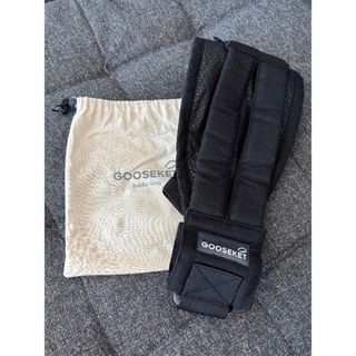 GOOSEKET - グスケット黒　携帯ポーチ着き