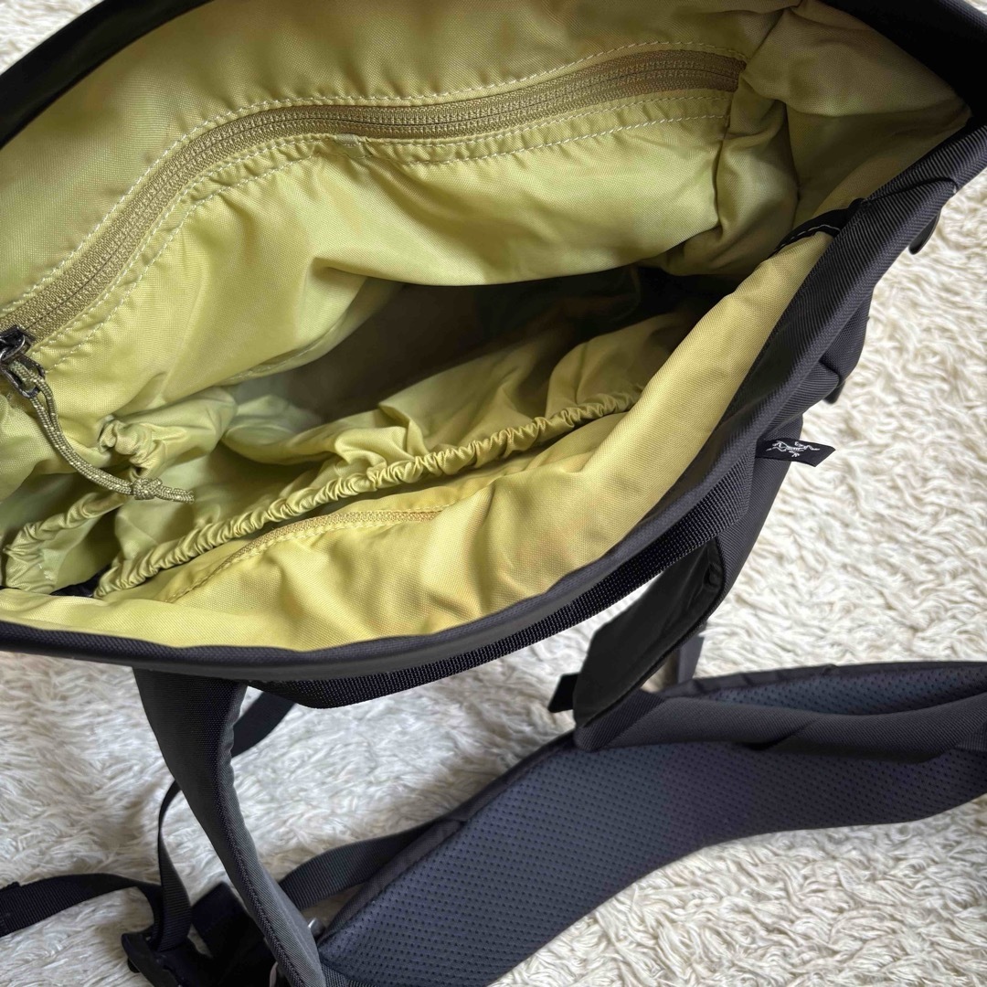 ARC'TERYX - 激レア ARC'TERYXアークテリクス MISTRAL8 ARC'TERYX - 激レア ARC'TERYXアークテリクス MISTRAL8