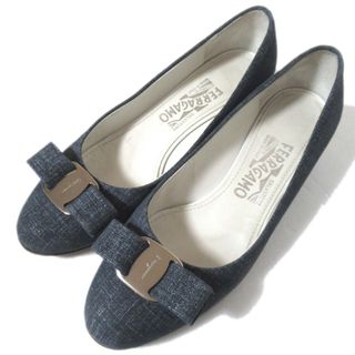 Salvatore Ferragamo(ハイヒール/パンプス ・ ブルー・ネイビー Salvatore Ferragamo(ハイヒール/パンプス ・ ブルー・ネイビー