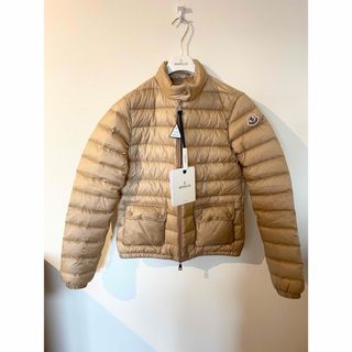 MONCLER(ダウンジャケット)のフリマアイテム一覧 MONCLER(ダウンジャケット)のフリマアイテム一覧