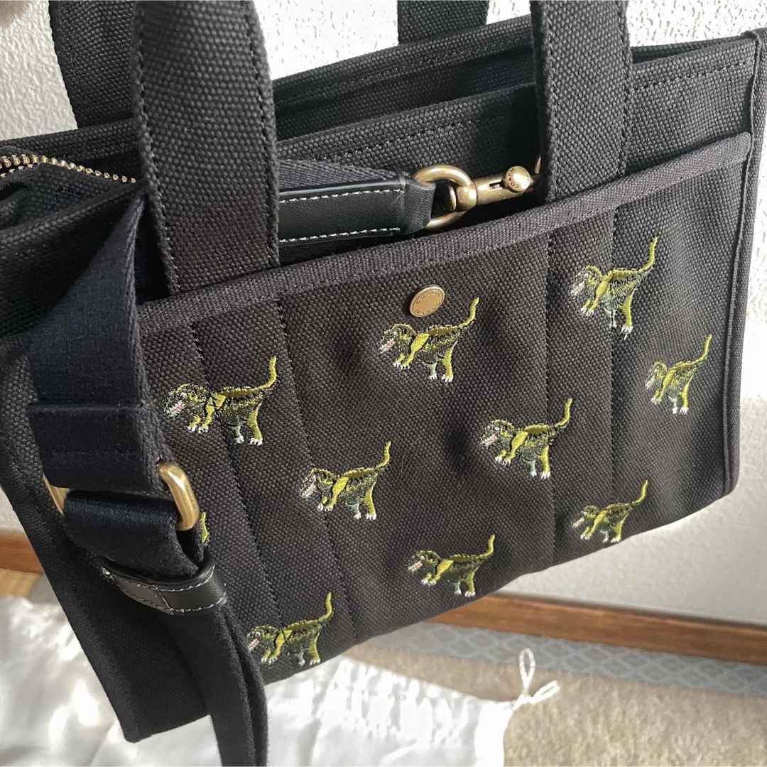 COACH - コーチ coach レキシー ショルダーバッグ 恐竜の通販 by COACH - コーチ coach レキシー ショルダーバッグ 恐竜の通販 by