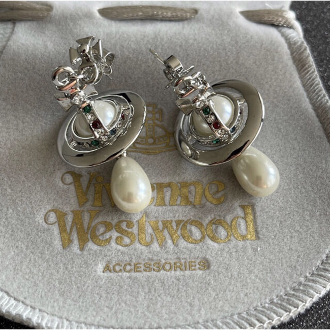 Vivienne Westwood - ヴィヴィアンウエストウッド パールピアス Vivienne Westwood - ヴィヴィアンウエストウッド パールピアス