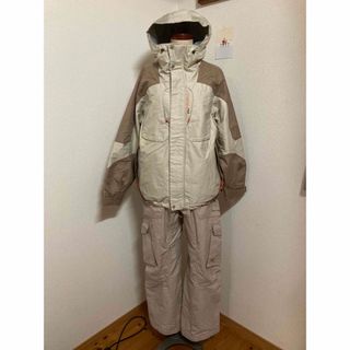 HELLY HANSEN(スノーボード)のフリマアイテム一覧 HELLY HANSEN(スノーボード)のフリマアイテム一覧