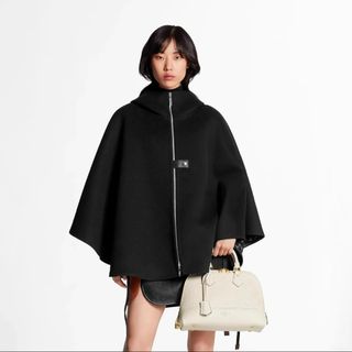 LOUIS VUITTON(ポンチョ)のフリマアイテム一覧 LOUIS VUITTON(ポンチョ)のフリマアイテム一覧