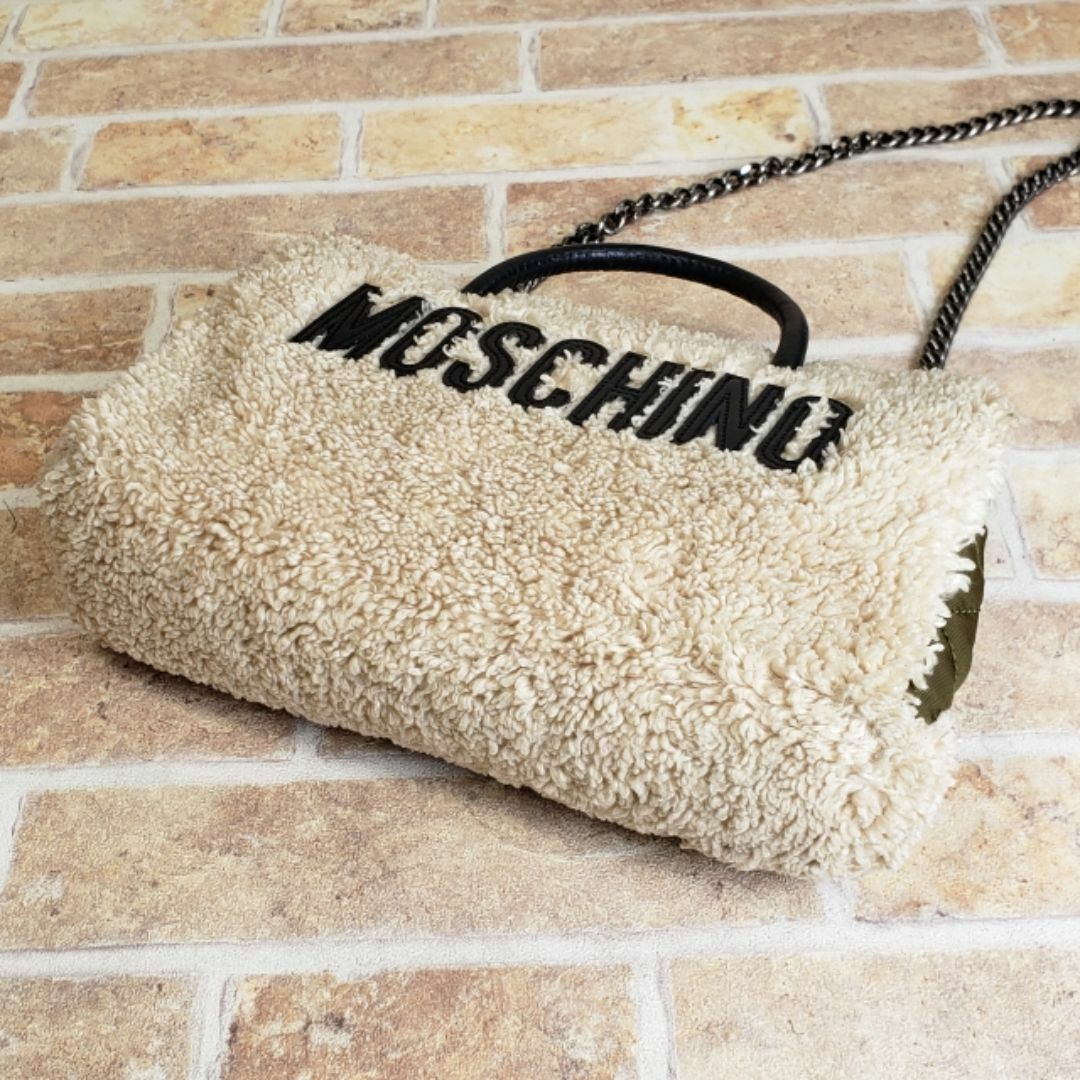 MOSCHINO - モスキーノ ☆ ボア がま口 チェーン 2WAY ミニ MOSCHINO - モスキーノ ☆ ボア がま口 チェーン 2WAY ミニ