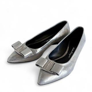 Salvatore Ferragamo(ハイヒール/パンプス ・ シルバー/銀色系 Salvatore Ferragamo(ハイヒール/パンプス ・ シルバー/銀色系
