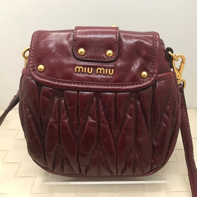 miumiu - miumiu美品☆2wayミニショルダーバッグ マトラッセ ボルドーミュウミュウの通販 by まい's shop