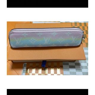 LOUIS VUITTON(ペンケース/筆箱)のフリマアイテム一覧 LOUIS VUITTON(ペンケース/筆箱)のフリマアイテム一覧