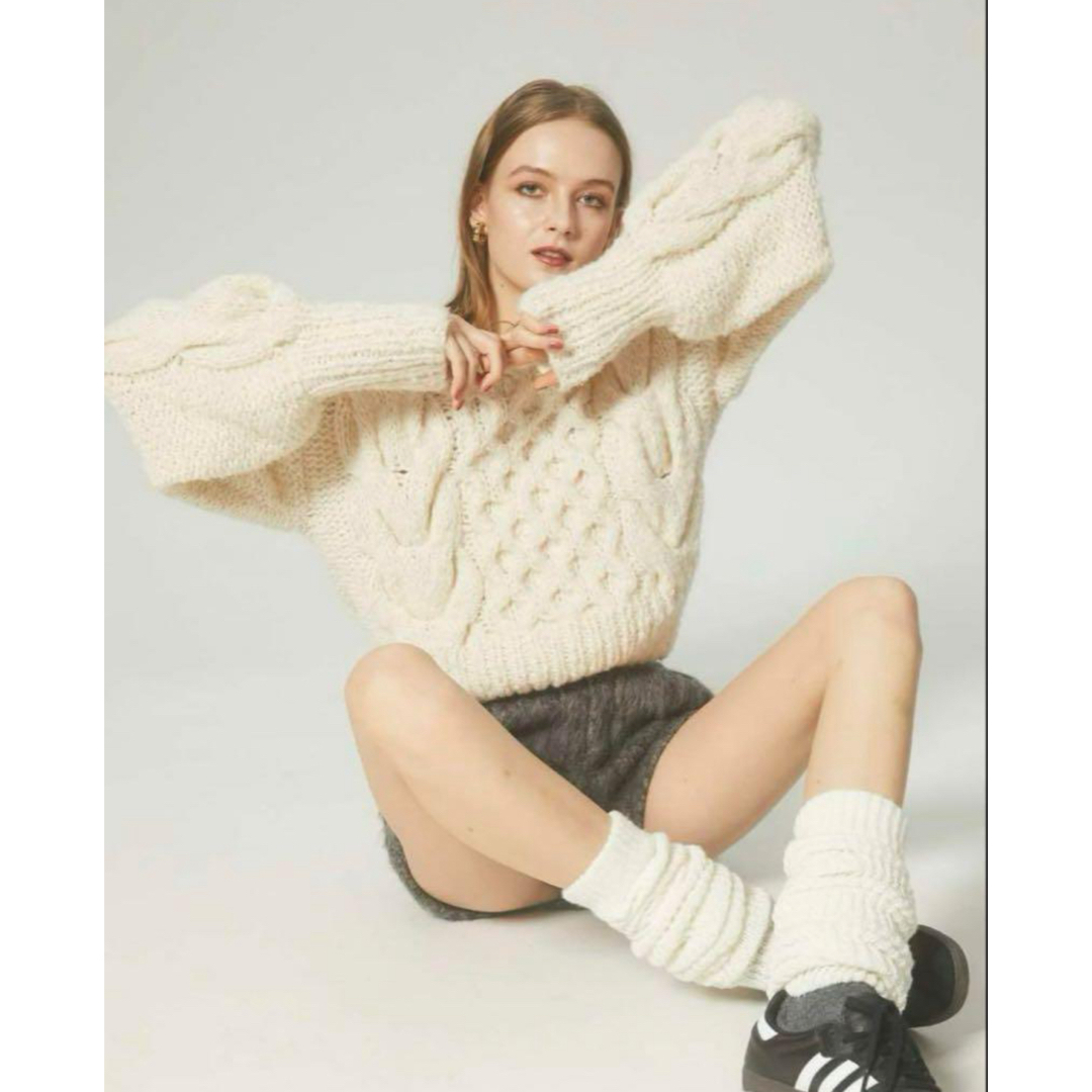 THETOE NÎMES HANDMADE CABLE KNIT THETOE NÎMES HANDMADE CABLE KNIT
