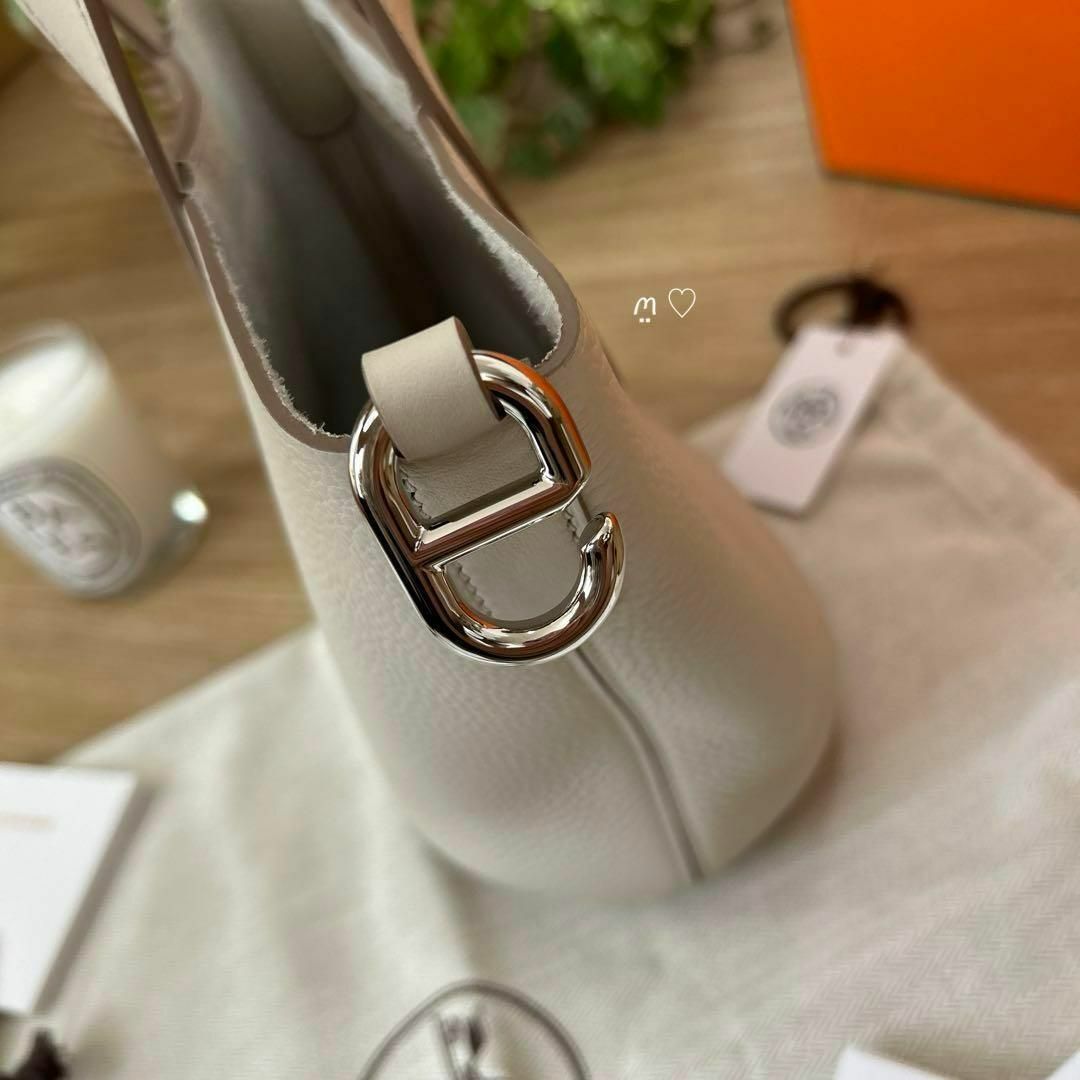 HERMES - HERMES エルメス インザループ18 ベトン レザー HERMES - HERMES エルメス インザループ18 ベトン レザー