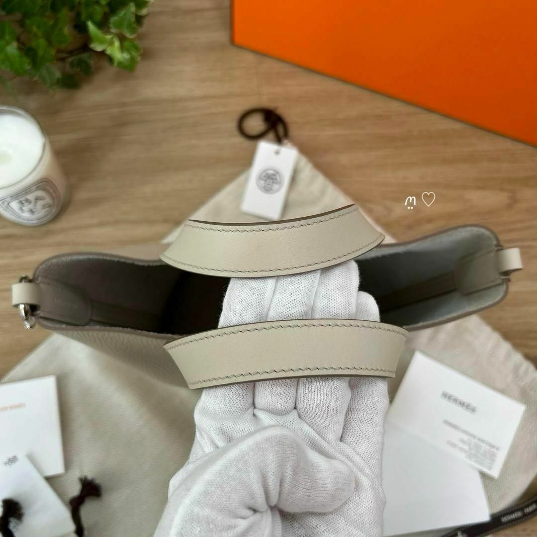 HERMES - HERMES エルメス インザループ18 ベトン レザー HERMES - HERMES エルメス インザループ18 ベトン レザー