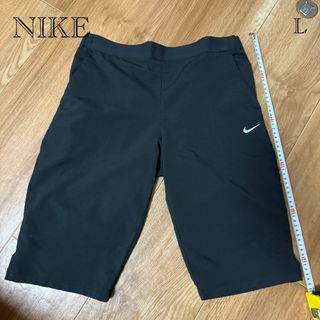 NIKE - 定価6600円☆新品☆NIKE☆ショートパンツ☆クリーム色☆M NIKE - 定価6600円☆新品☆NIKE☆ショートパンツ☆クリーム色☆M