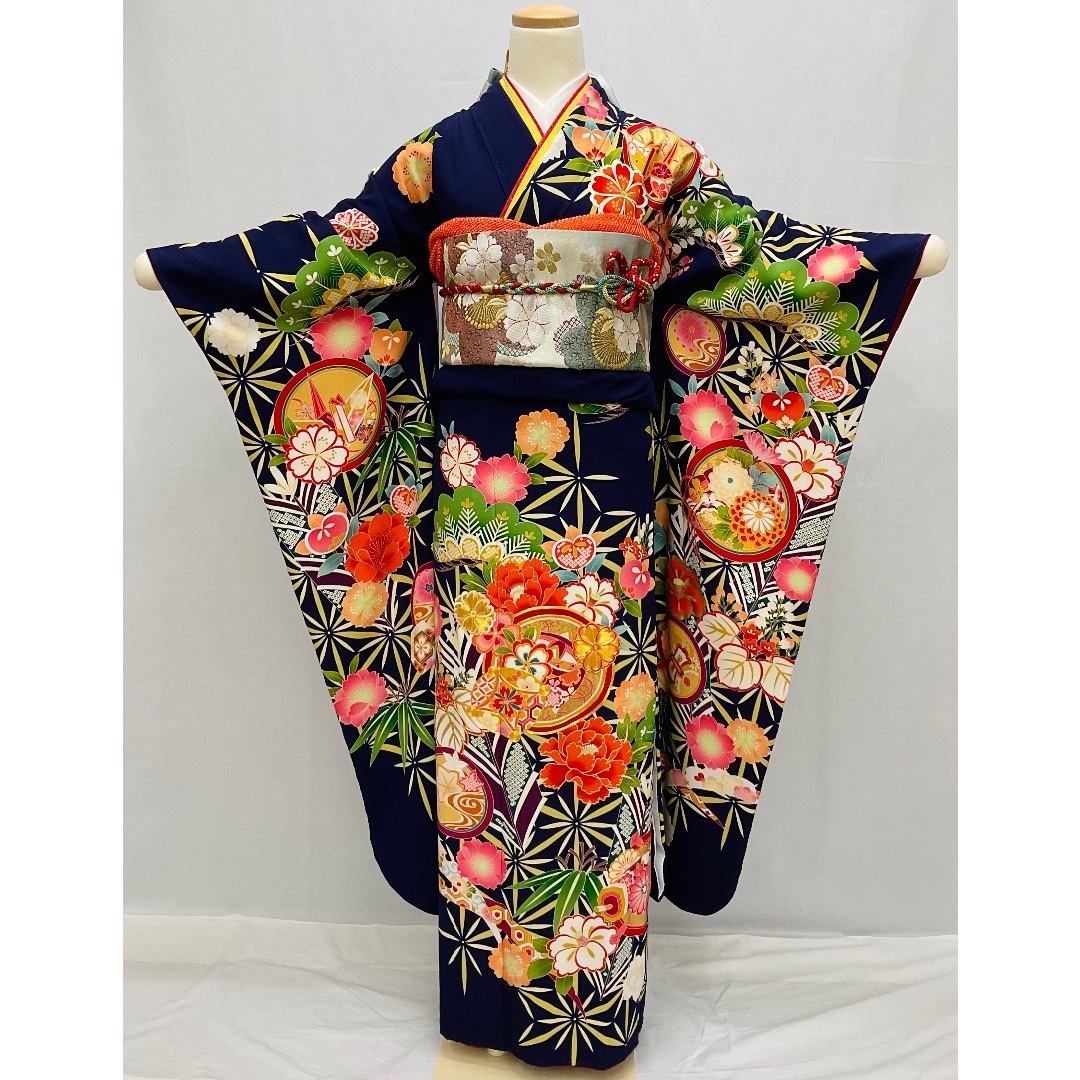 振袖　振袖フルセット　紺系　青系　牡丹　松竹梅　七宝　刺繍