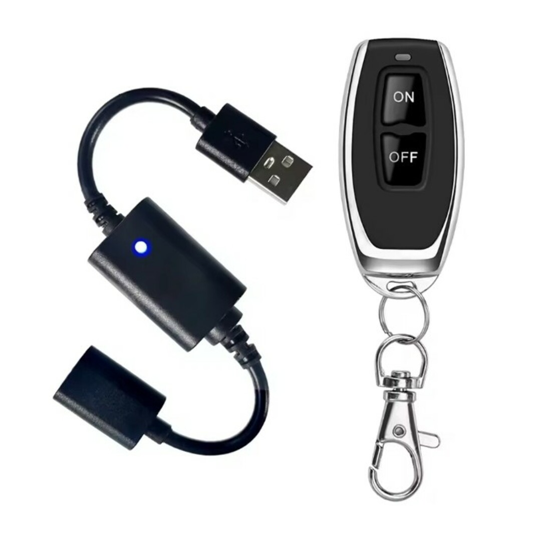 USBポート 電源 無線 スイッチ モジュール+リモコンキーホルダー 自動車/バイクの自動車(汎用パーツ)の商品写真