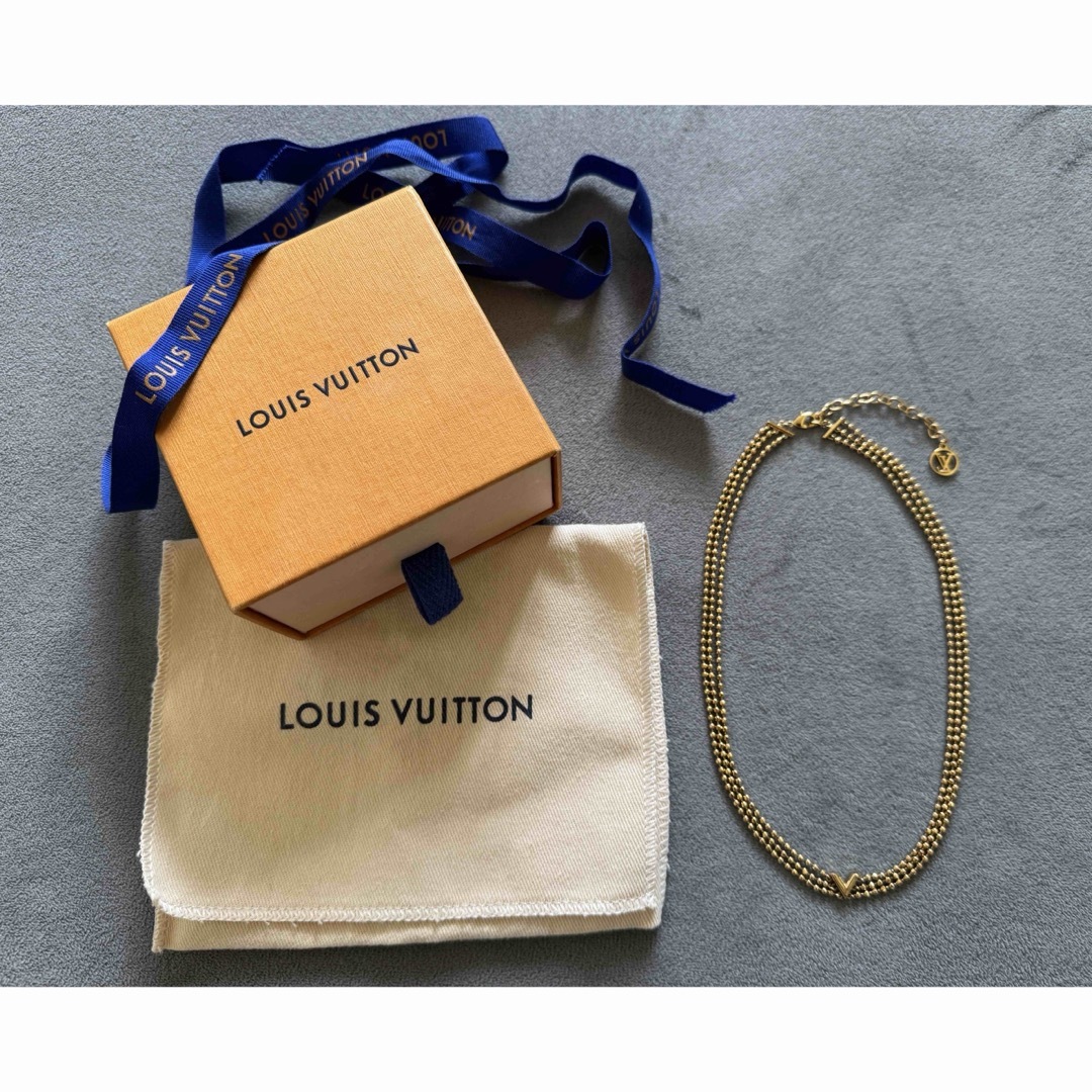 LOUIS VUITTON - 広瀬すず着用 LOUIS VUITTON ヴィトン LOUIS VUITTON - 広瀬すず着用 LOUIS VUITTON ヴィトン