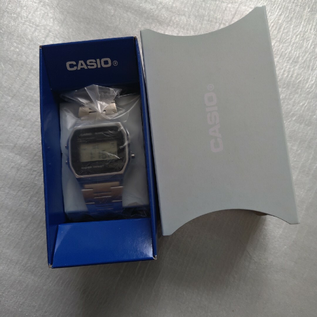 CASIO CLASSIC A158WEA-1JF 本田翼愛用 カシオクラシック - 時計 CASIO CLASSIC A158WEA-1JF 本田翼愛用 カシオクラシック - 時計