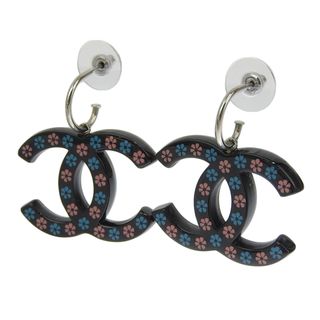 CHANEL(フラワー ・ ピアス)のフリマアイテム一覧 CHANEL(フラワー ・ ピアス)のフリマアイテム一覧