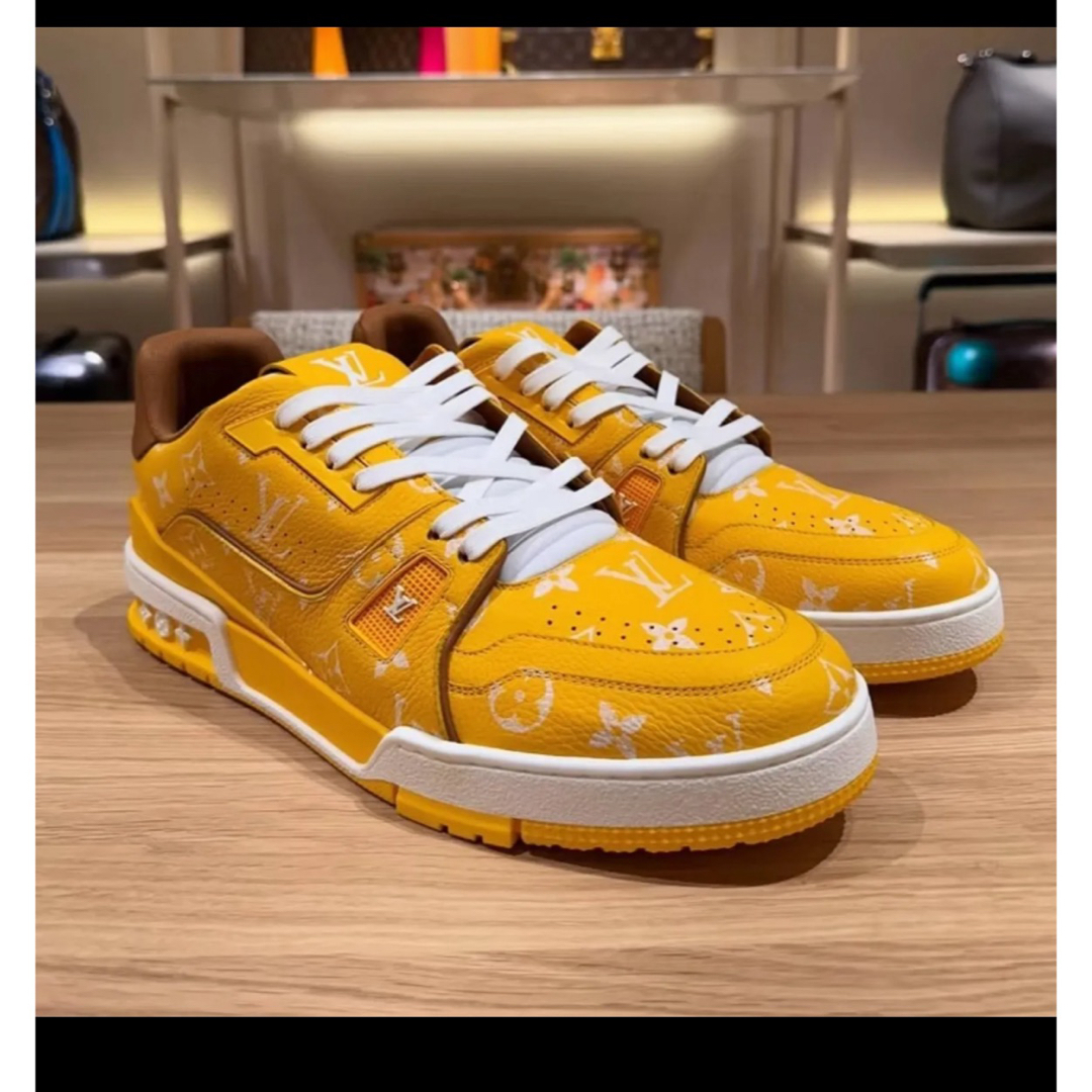 LOUIS VUITTON - 2025ss ファレル レザースニーカー ルイ LOUIS VUITTON - 2025ss ファレル レザースニーカー ルイ