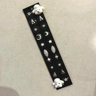 耳つぼジュエリー　耳ツボジュエリー　銀粒　ニュアンス　シルバー　犬(イヤリング)