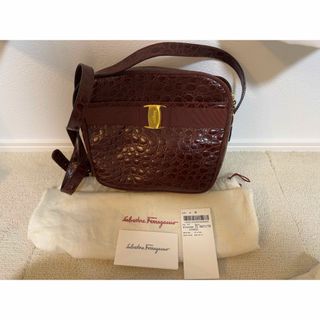 Salvatore Ferragamo(ショルダーバッグ)のフリマアイテム一覧 Salvatore Ferragamo(ショルダーバッグ)のフリマアイテム一覧