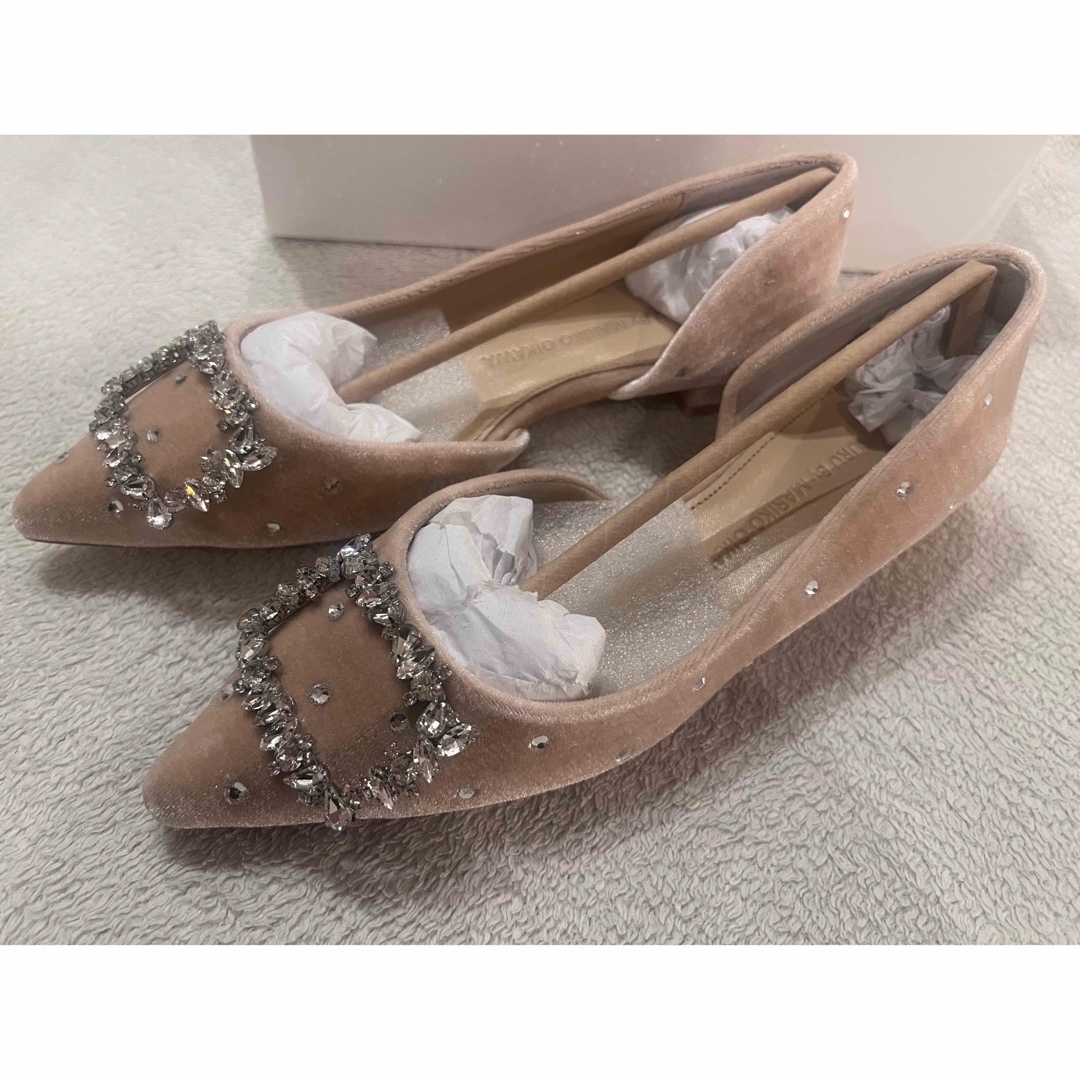 ツルバイマリコオイカワ ベージュフラットシューズConstance 23 ツルバイマリコオイカワ ベージュフラットシューズConstance 23