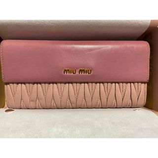 MIU MIU(財布)のフリマアイテム一覧 MIU MIU(財布)のフリマアイテム一覧