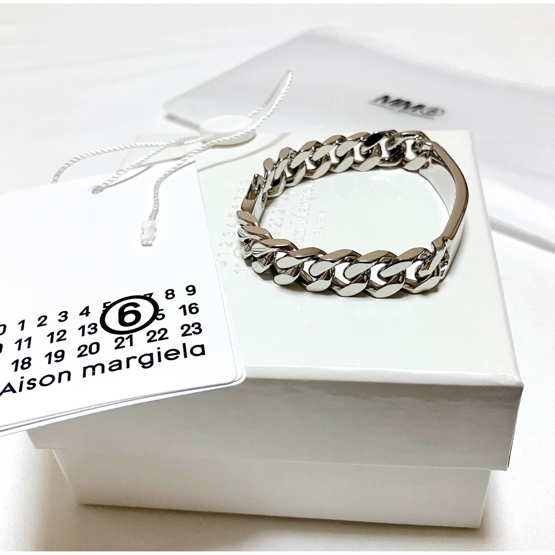 MM6 - 新品 4 25ss マルジェラ MM6 アノニマスロゴブレスレット MM6 - 新品 4 25ss マルジェラ MM6 アノニマスロゴブレスレット