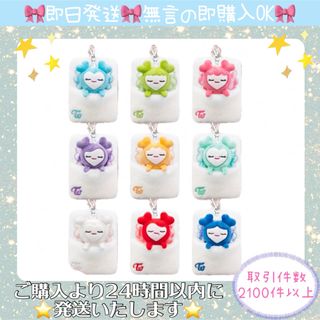 TWICE LOVELYS  おふとんリールパスケース  GIGO限定　9種(アイドルグッズ)