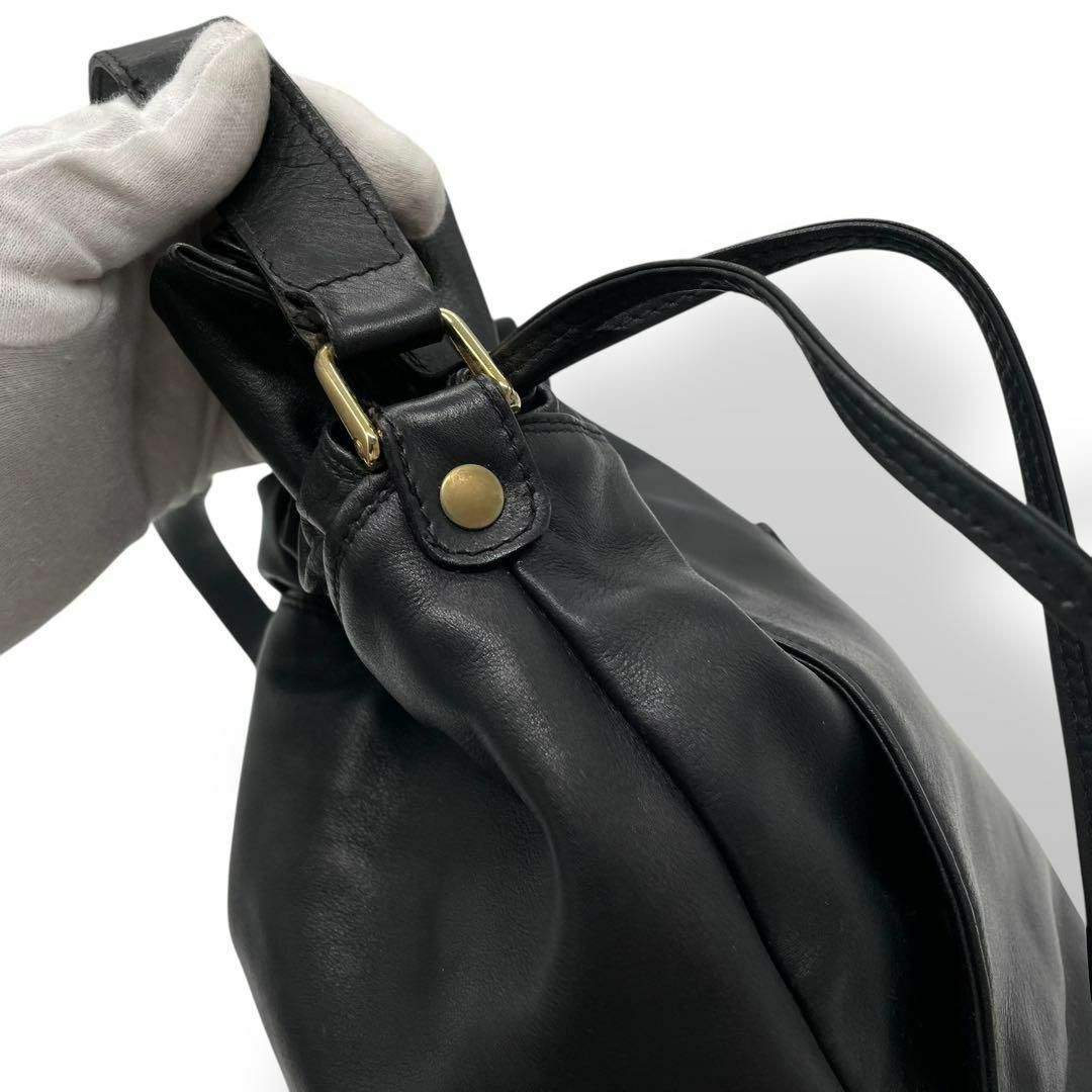 美品】CELINE ヴィンテージ ショルダーバッグ 巾着 ドロー 美品】CELINE ヴィンテージ ショルダーバッグ 巾着 ドロー