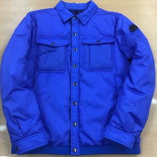 MONCLER(ダウンジャケット ・ ブルー・ネイビー/青色系)の MONCLER(ダウンジャケット ・ ブルー・ネイビー/青色系)の