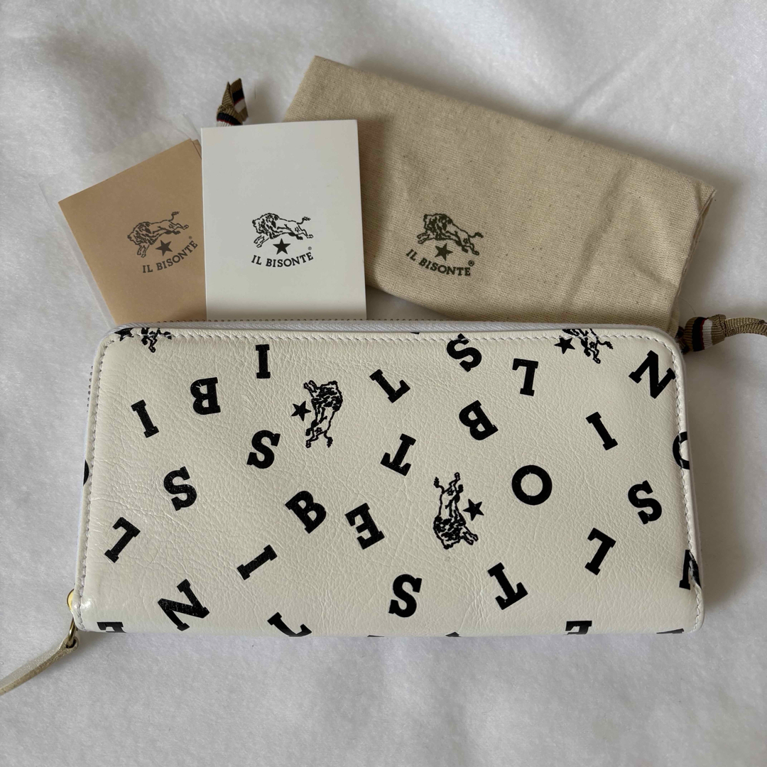 極美品☆日本限定 ロングウォレット 長財布 総柄 牛革 ホワイト 極美品☆日本限定 ロングウォレット 長財布 総柄 牛革 ホワイト