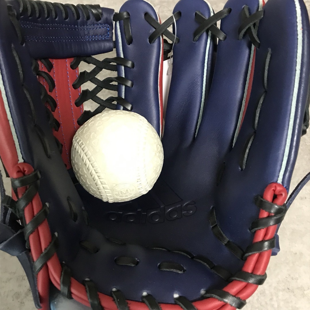 アディダス 一般 大人用 軟式 野球 グローブ グラブ タグ付き未 アディダス 一般 大人用 軟式 野球 グローブ グラブ タグ付き未