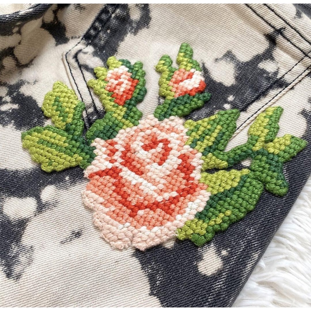 GUCCI - 希少◇GUCCI グッチ ランウェイ フラワー刺繍 ブリーチ GUCCI - 希少◇GUCCI グッチ ランウェイ フラワー刺繍 ブリーチ