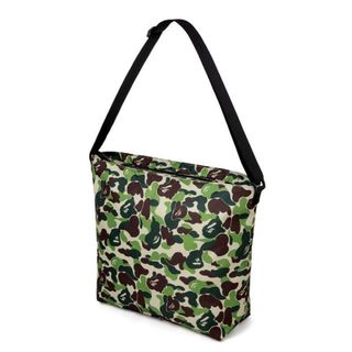 A BATHING APE(ショルダーバッグ)のフリマアイテム一覧 A BATHING APE(ショルダーバッグ)のフリマアイテム一覧