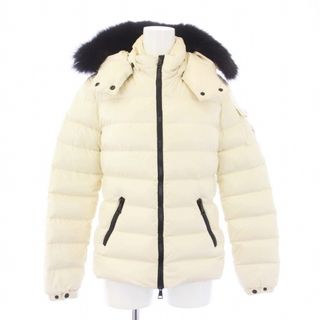 MONCLER(ベージュ系)のフリマアイテム一覧 MONCLER(ベージュ系)のフリマアイテム一覧