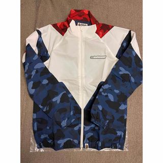 A BATHING APE(ナイロンジャケット)のフリマアイテム一覧 A BATHING APE(ナイロンジャケット)のフリマアイテム一覧