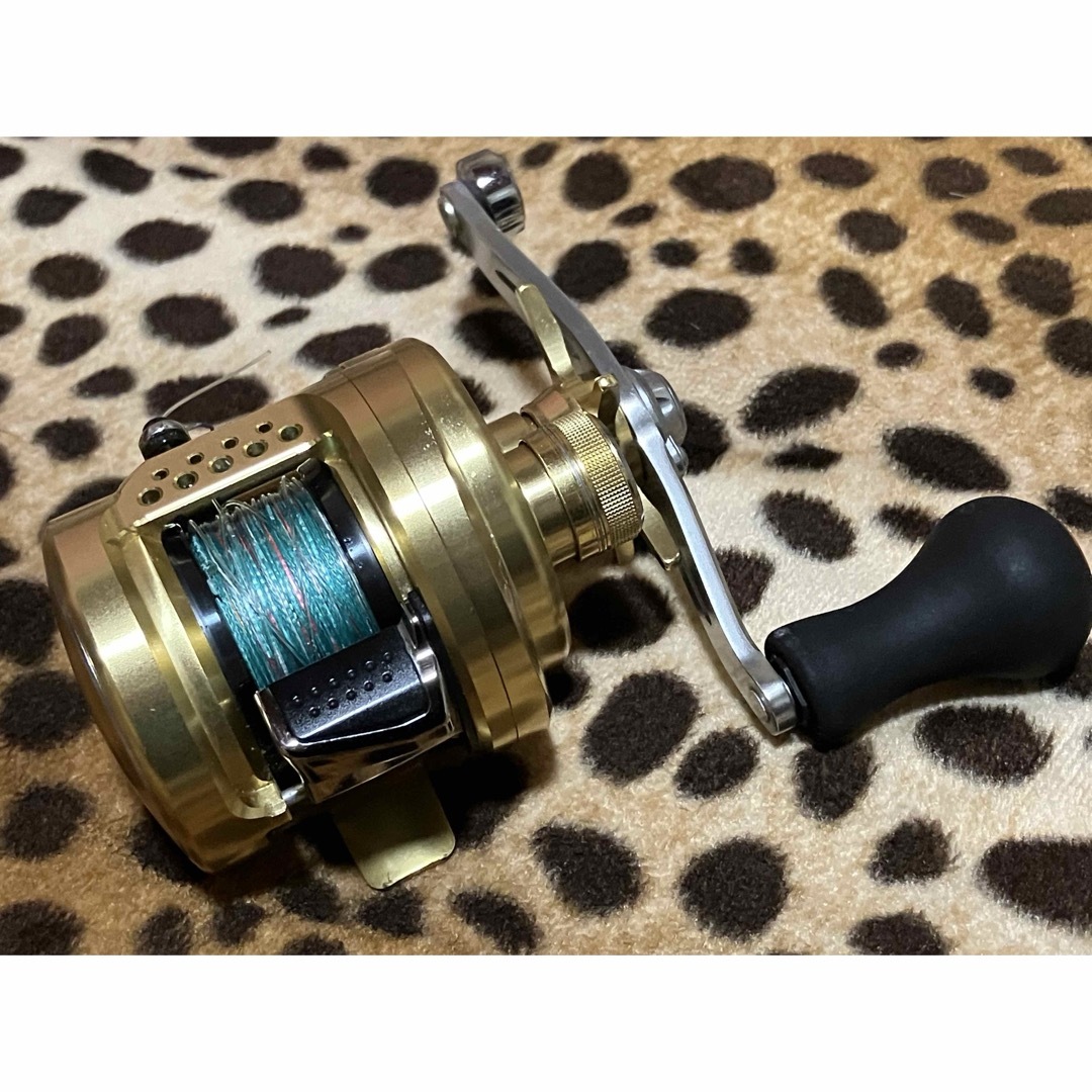 SHIMANO - 美品 シマノ 純正 オシアコンクエスト 200HG 右巻き SHIMANO - 美品 シマノ 純正 オシアコンクエスト 200HG 右巻き
