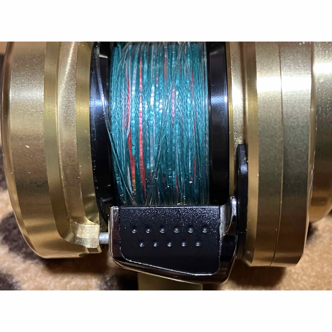 SHIMANO - 美品 シマノ 純正 オシアコンクエスト 200HG 右巻き SHIMANO - 美品 シマノ 純正 オシアコンクエスト 200HG 右巻き