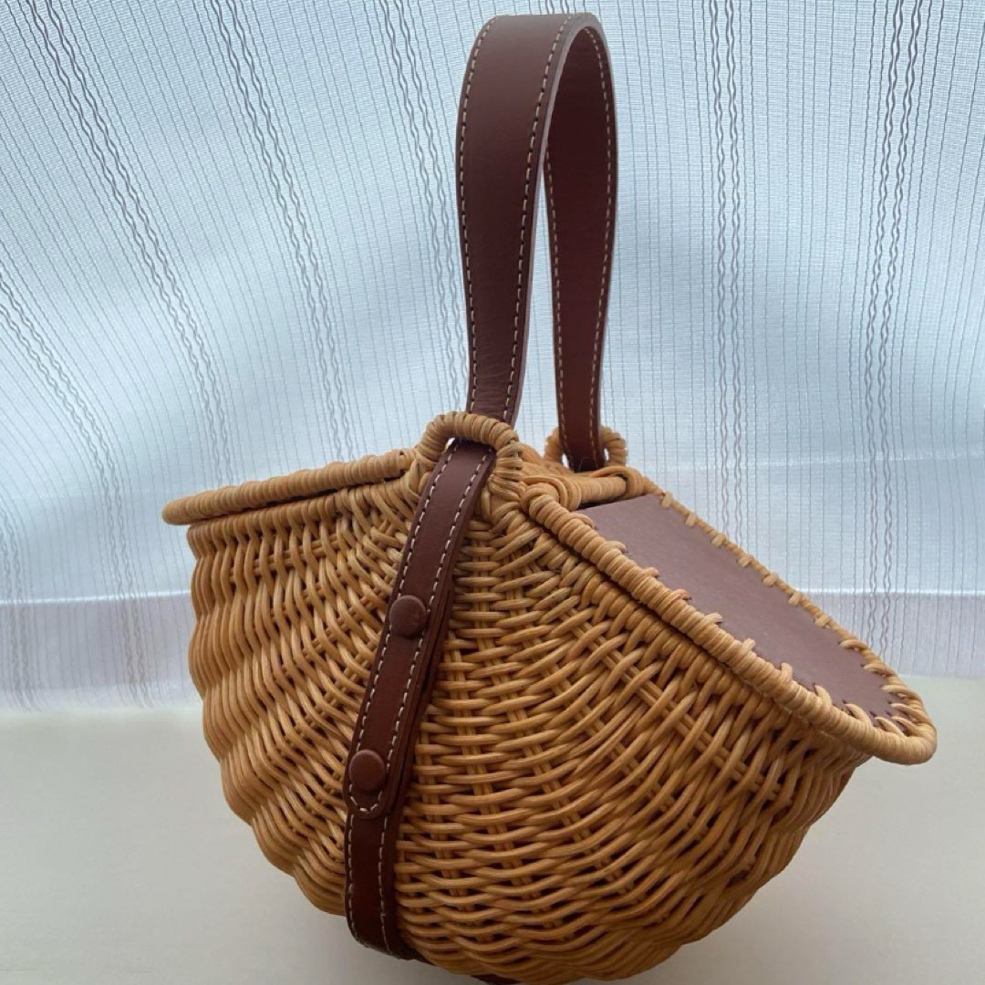 ♡極美品♡ FOXEY ラタンバッグ ナチュラル×ブラウン デイジーリン ♡極美品♡ FOXEY ラタンバッグ ナチュラル×ブラウン デイジーリン