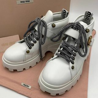 MIU MIU(厚底 ・ ブーツ)のフリマアイテム一覧 MIU MIU(厚底 ・ ブーツ)のフリマアイテム一覧
