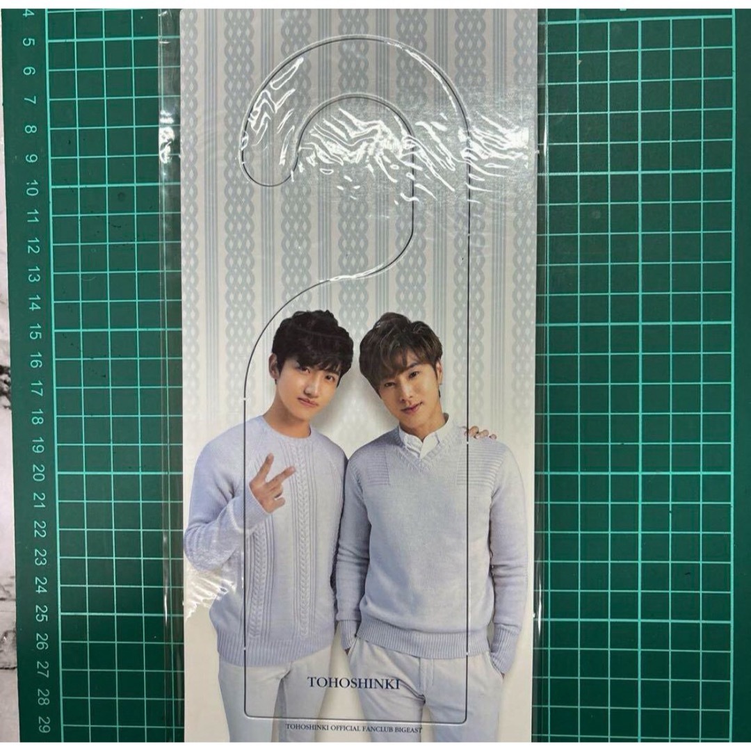 【2点目以降100円均一】東方神起 ドアプレート エンタメ/ホビーのタレントグッズ(アイドルグッズ)の商品写真