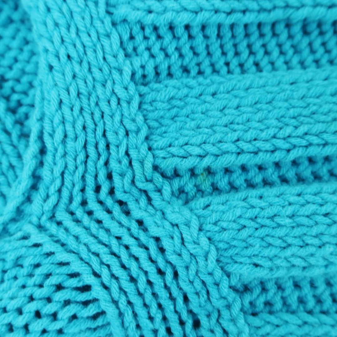 ISSEY MIYAKE(イッセイミヤケ)の【中古】イッセイミヤケ ISSEY MIYAKE 2024年秋冬 リブ ニット ロング ワンピース ブルーグリーンxホワイト【サイズ表記なし(L位)】【レディース】 レディースのワンピース(ロングワンピース/マキシワンピース)の商品写真