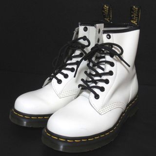 Dr.Martens(ホワイト/白色系)のフリマアイテム一覧 Dr.Martens(ホワイト/白色系)のフリマアイテム一覧