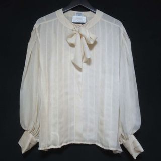 CHANEL(シャツ/ブラウス(長袖/七分))のフリマアイテム一覧 CHANEL(シャツ/ブラウス(長袖/七分))のフリマアイテム一覧
